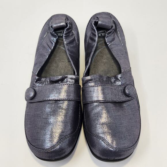 Dansko Women Carol Shimmer Metallic Silver Leather Loafer Size 38 US 7.5 Comfort - Picture 2 of 9